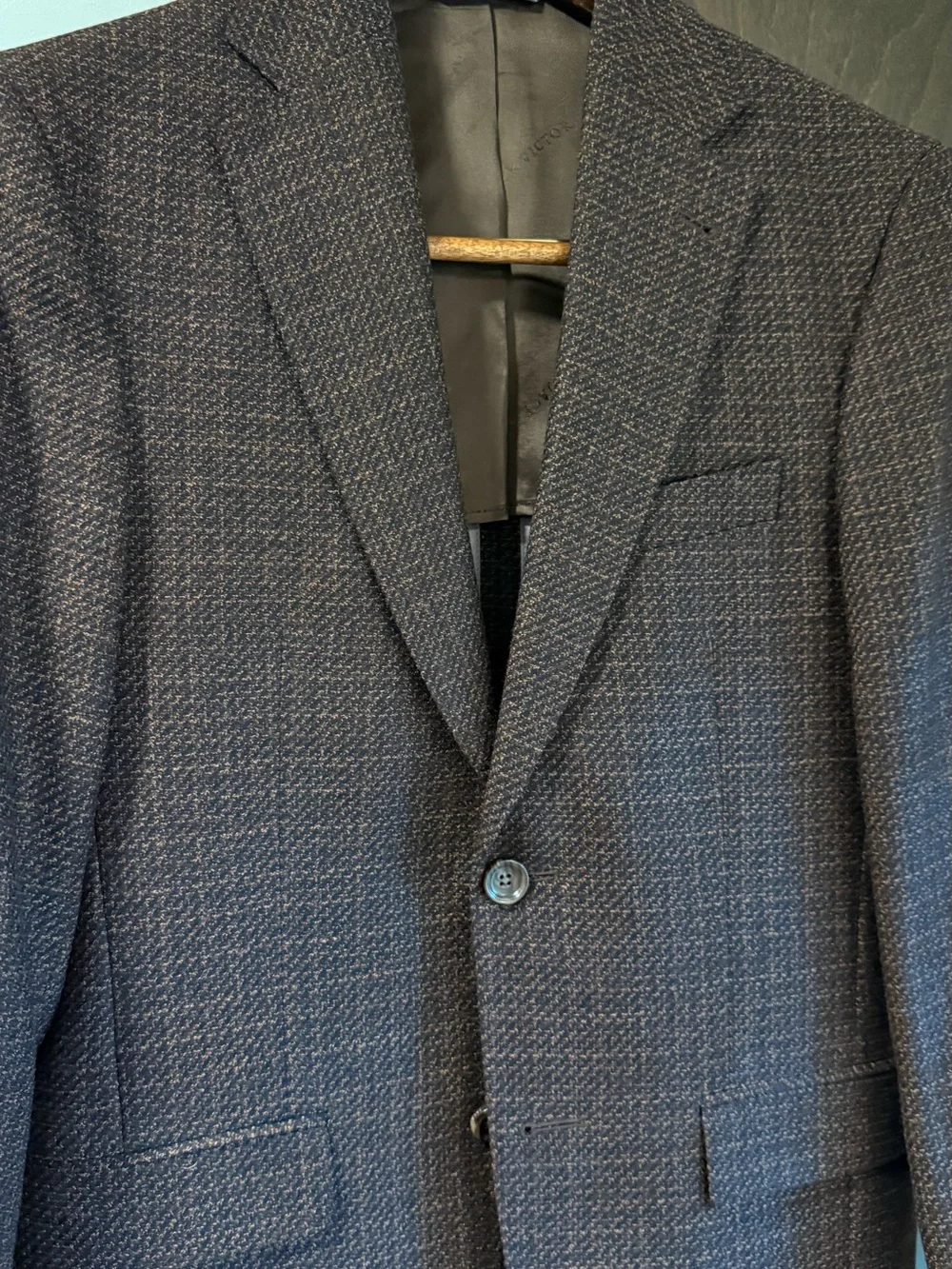 Men's Jack Victor Textured Brown Sport Coat - Tailored Two-Button Blazer - Picture 3 of 14